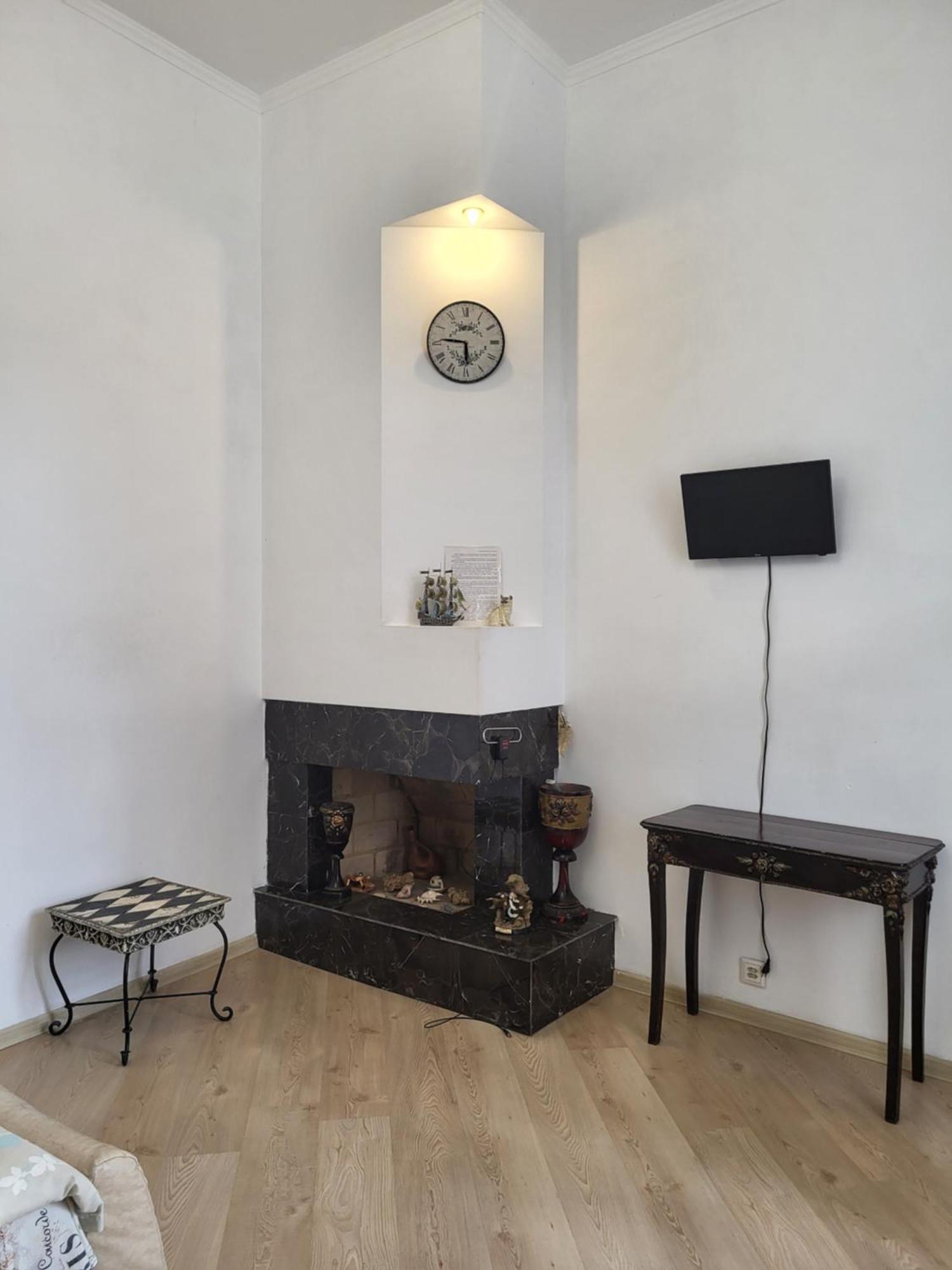 Японська 5 Appartement Lviv Buitenkant foto